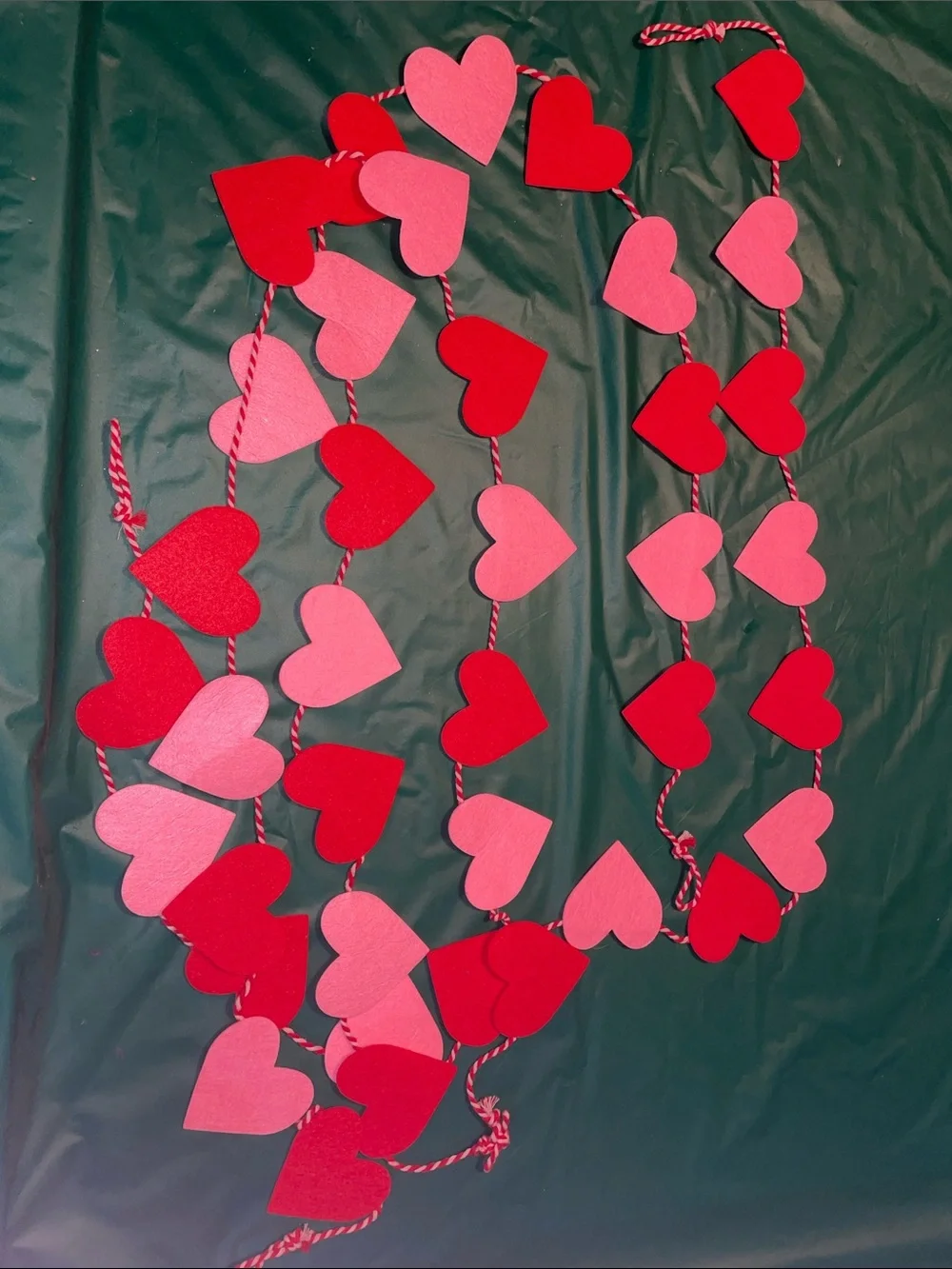 Valentine Heart Garland Decoration - Red & Pink